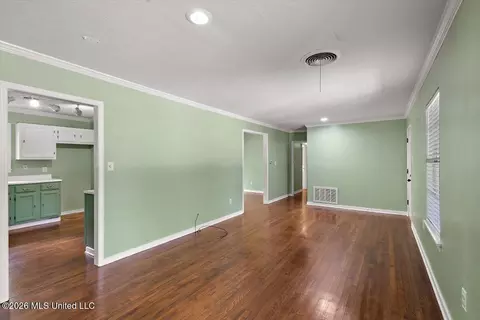1633 Winchester St, Jackson, MS 39211 photo 7
