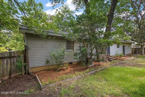 1633 Winchester St, Jackson, MS 39211 photo 25