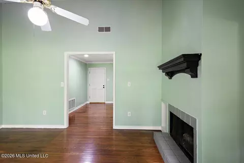 1633 Winchester St, Jackson, MS 39211 photo 9