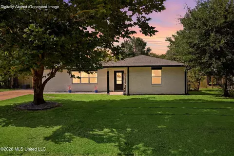 365 Cedar Dr, D'iberville, MS 39540