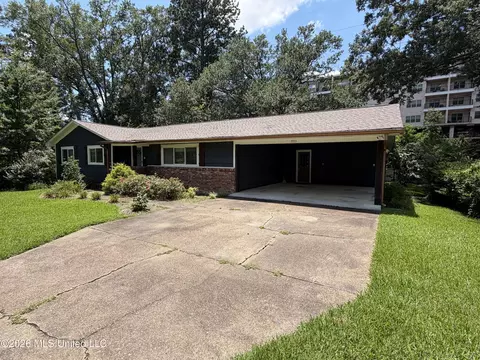 3955 Berkley Dr, Jackson, MS 39211 photo 3