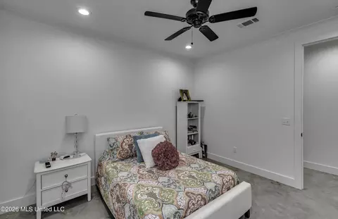 Bedroom - 486 Holifield Cir, Brandon, MS 39042 photo 3 of 13