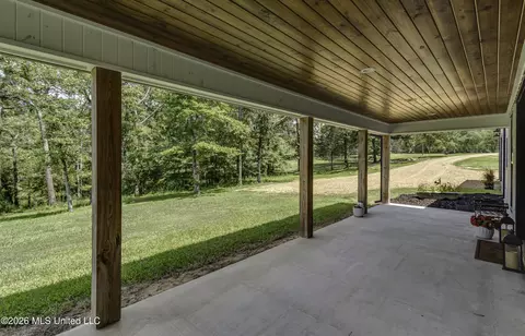 Exterior - 486 Holifield Cir, Brandon, MS 39042 photo 7 of 12