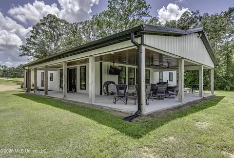 Exterior - 486 Holifield Cir, Brandon, MS 39042 photo 1 of 12
