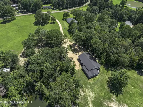 Other - 486 Holifield Cir, Brandon, MS 39042 photo 33 of 34