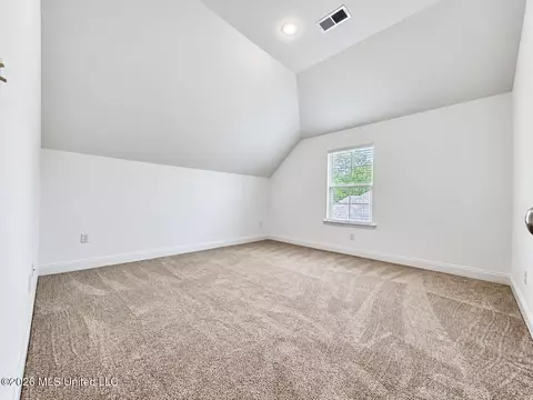 Bedroom - 626 Dudley Dr, Hernando, MS 38632 photo 3 of 5