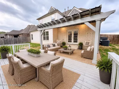Exterior - 626 Dudley Dr, Hernando, MS 38632 photo 7 of 7