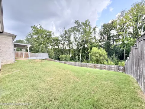 Exterior - 626 Dudley Dr, Hernando, MS 38632 photo 5 of 5