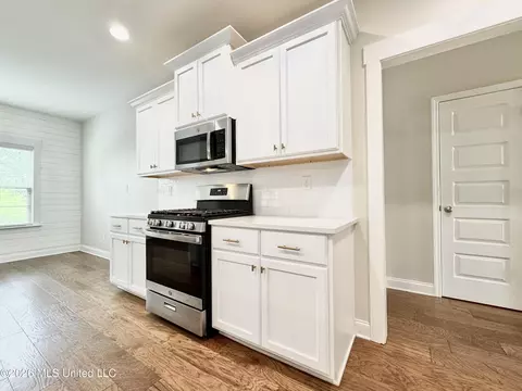 Other - 626 Dudley Dr, Hernando, MS 38632 photo 4 of 7
