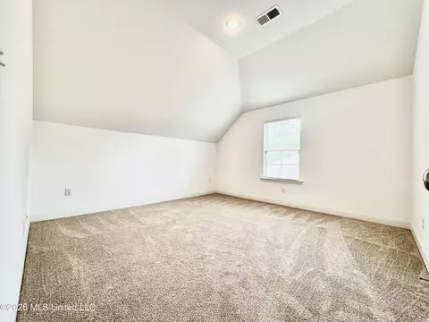 Bedroom - 626 Dudley Dr, Hernando, MS 38632 photo 3 of 4
