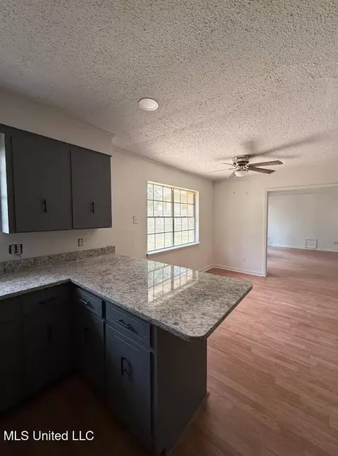 607 Spryfield Rd, Jackson, MS 39212 photo 4