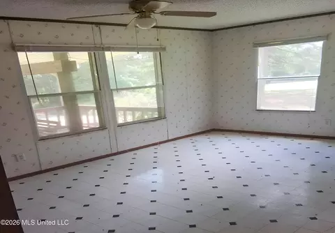 323 Pine Rd, Carthage, MS 39051 photo 6