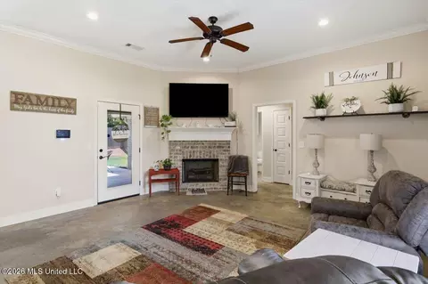 Other - 987 Filmore Dr, Brandon, MS 39042 photo 2 of 13
