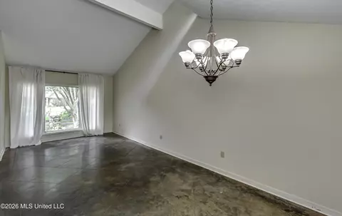 Dining - 1116 Benbrook Dr, Madison, MS 39110 photo 1 of 1