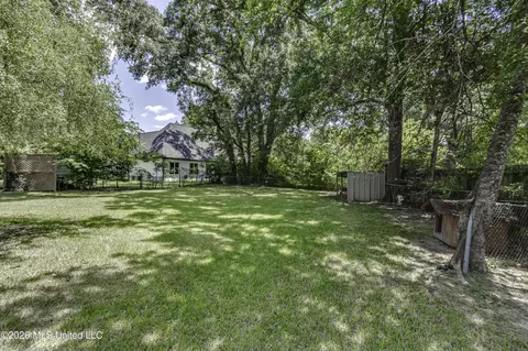 Exterior - 1116 Benbrook Dr, Madison, MS 39110 photo 7 of 8