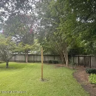 Exterior - 1670 Wilhurst St, Jackson, MS 39211 photo 2 of 3