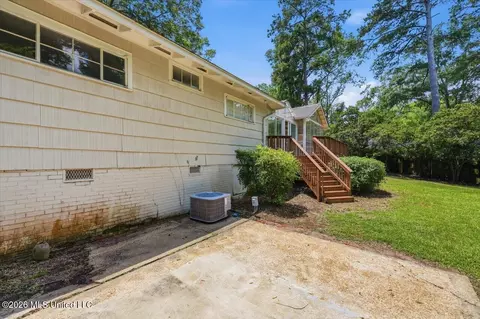 1070 Buckley Dr, Jackson, MS 39206 photo 30