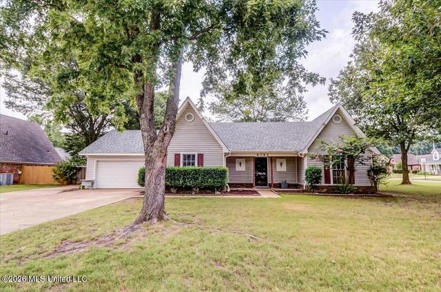 6782 Blue Spruce Dr, Southaven, MS 38671