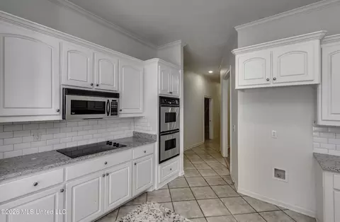 290 Geneva Blvd, Madison, MS 39110 photo 14