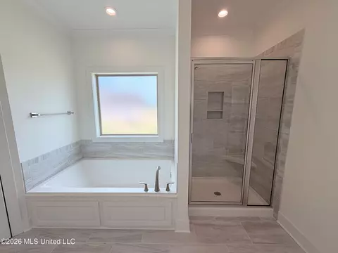 Bath - 404 Alta Vis, Madison, MS 39110 photo 3 of 5