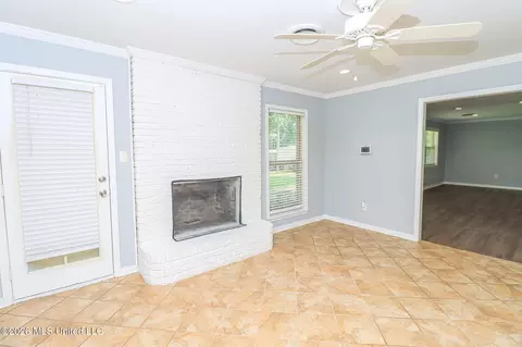 1160 Winnrose St, Jackson, MS 39211 photo 9