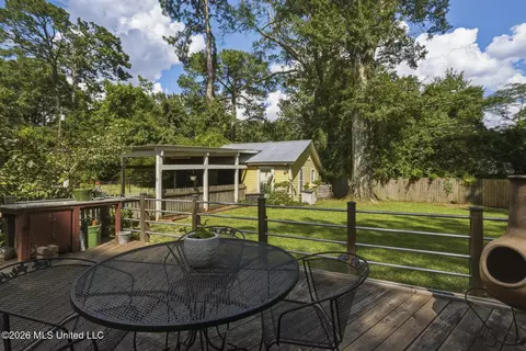 Exterior - 4832 Windermere Ter, Jackson, MS 39206 photo 5 of 8