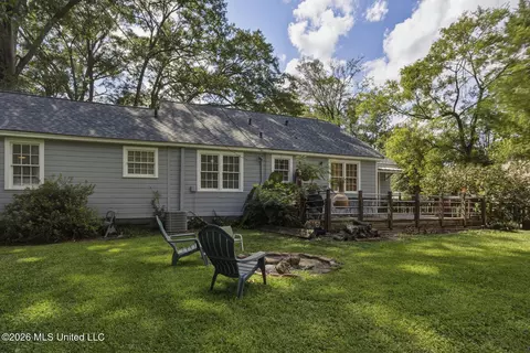 Exterior - 4832 Windermere Ter, Jackson, MS 39206 photo 7 of 8