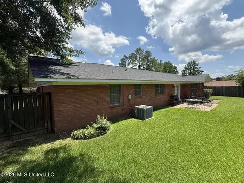 1842 Lake Trace Dr, Jackson, MS 39211 photo 32