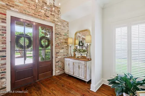 Entry Way - 130 Grayhawk Dr, Madison, MS 39110 photo 1 of 2