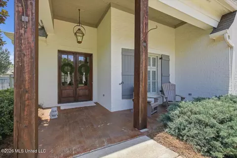 Exterior - 130 Grayhawk Dr, Madison, MS 39110 photo 4 of 6