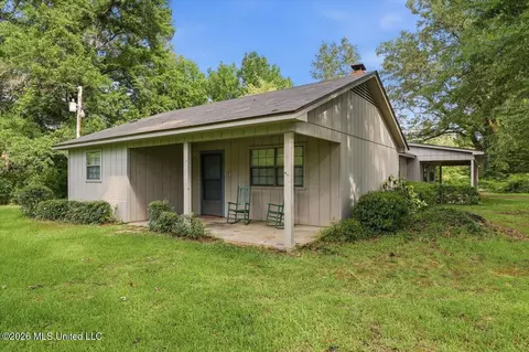 1031 Thigpen Rd, Raymond, MS 39154