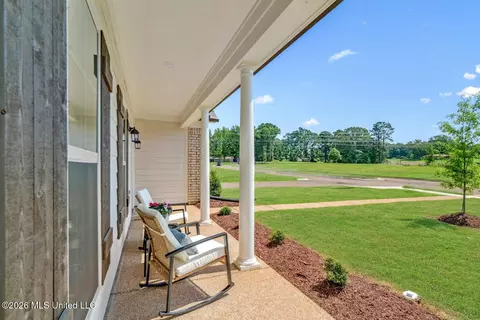 Exterior - 2273 Scott Meadows Ln, Hernando, MS 38632 photo 2 of 4