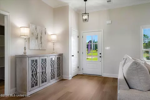 Entry Way - 2273 Scott Meadows Ln, Hernando, MS 38632 photo 1 of 4