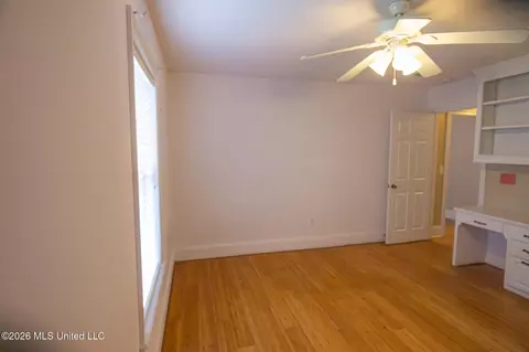 Bedroom - 450 Fairfield Dr, Madison, MS 39110 photo 2 of 5