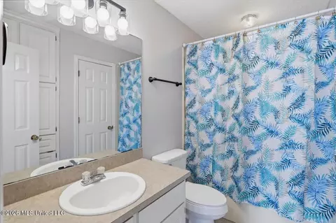 Bath - 536 Winnwood St, Jackson, MS 39212 photo 1 of 2
