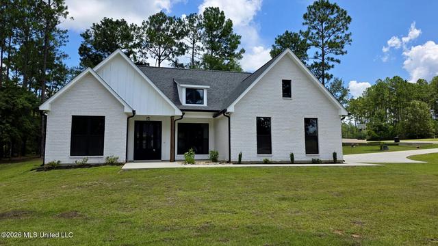 55 Switch Dr, Carriere, MS 39426