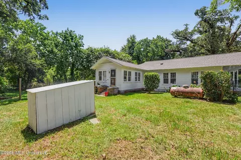 Exterior - 118 Don Vincent Dr, Lucedale, MS 39452 photo 4 of 4