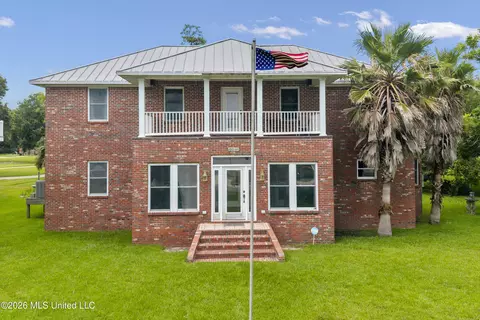 2211 Beach Blvd, Pascagoula, MS 39567