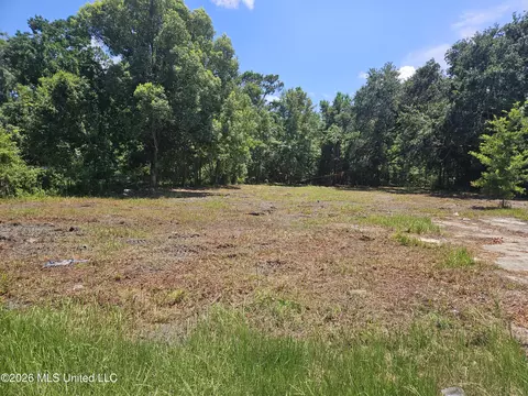 1209 Old Spanish Trl, Bay Saint Louis, MS 39520