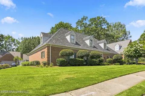 10 Moss Forest Pl, Jackson, MS 39211 photo 3