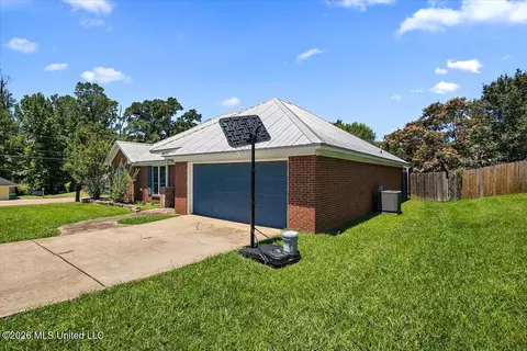3202 Ryan Cv, Byram, MS 39272 photo 3