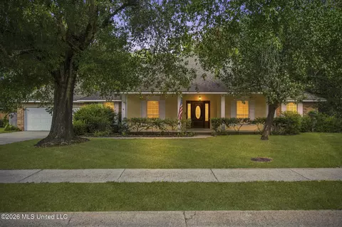1314 Mill Cir, Ocean Springs, MS 39564