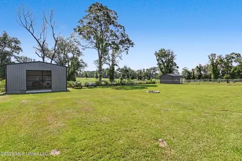 Exterior - 119 Water Oak Dr, Lucedale, MS 39452 photo 2 of 4