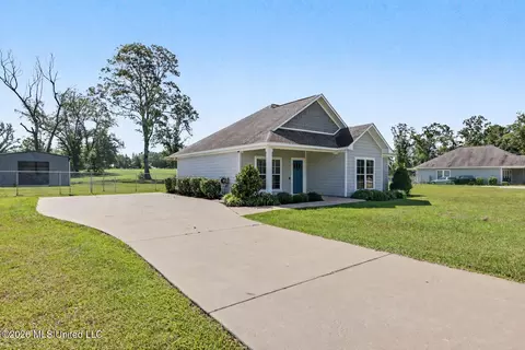 Exterior - 119 Water Oak Dr, Lucedale, MS 39452 photo 4 of 4