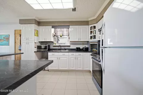 238 Plum Bluff Dr, Lucedale, MS 39452 photo 9