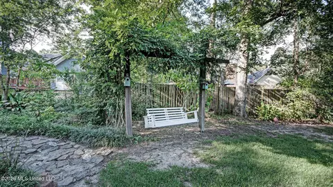 Exterior - 708 Benwick Dr, Brandon, MS 39047 photo 6 of 11