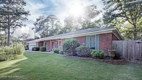 Exterior - 708 Benwick Dr, Brandon, MS 39047 photo 2 of 11