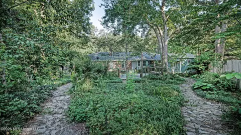 Exterior - 708 Benwick Dr, Brandon, MS 39047 photo 7 of 11