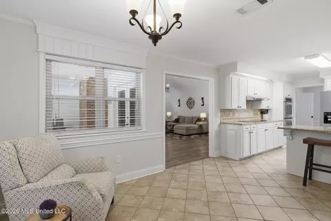 Entry Way - 96 Summit Ridge Dr, Brandon, MS 39042 photo 2 of 2