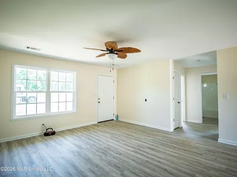 71 Parker Rd # B, Pope, MS 38658 photo 9